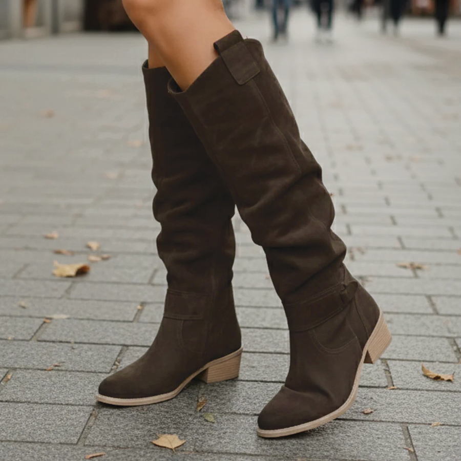 Women’s Knee-High Riding Boots - Low Heel Side Zip