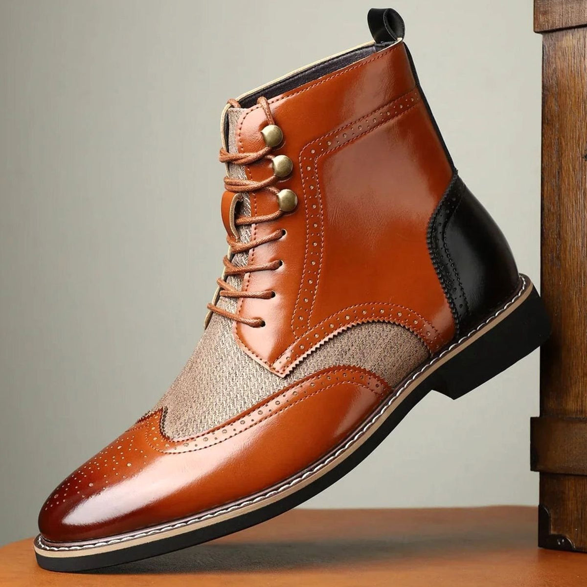 Men's Brogue Leather Boots Lace-Up Wingtip Ankle Boots - Brown