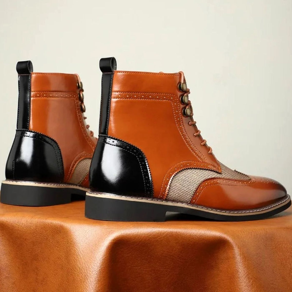 Men's Brogue Leather Boots Lace-Up Wingtip Ankle Boots
