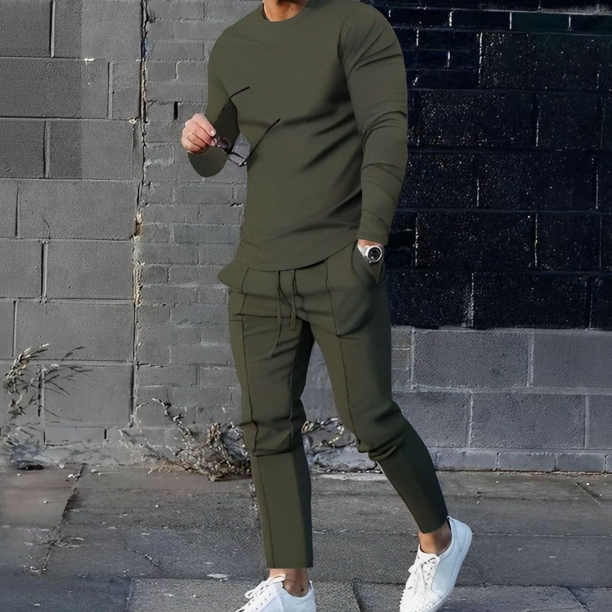 Men's Long-Sleeve Crew-Neck Jogger Two-Piece Sets - Dark Green