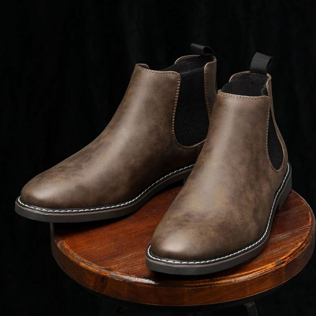 Men's Slip-On Leather Chelsea Boots