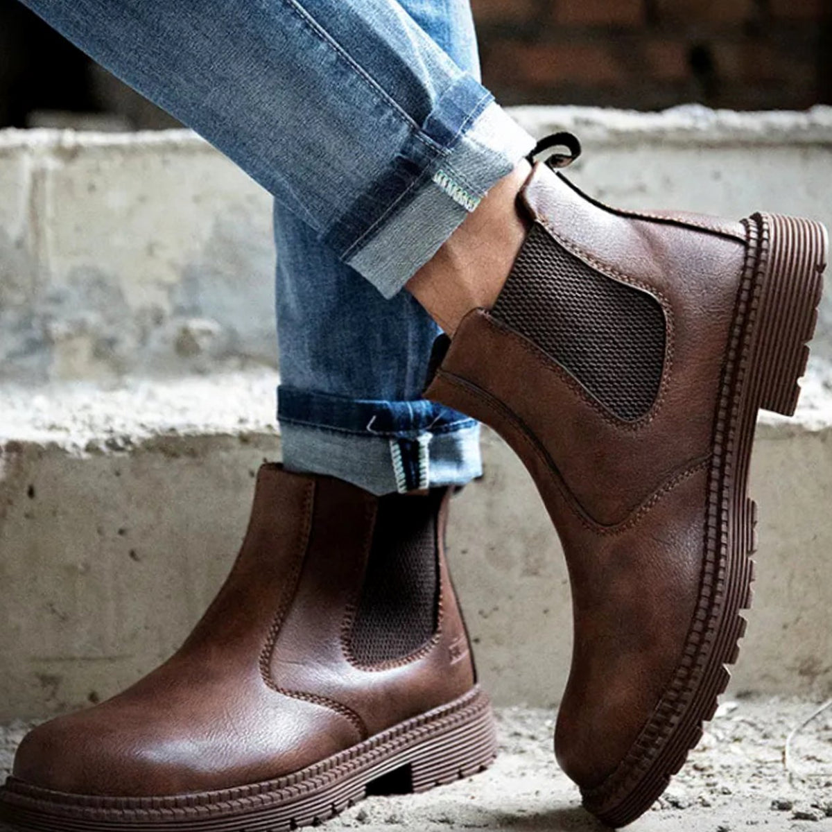 Men's Steel Toe Chelsea Work Boots Slip-On Leather