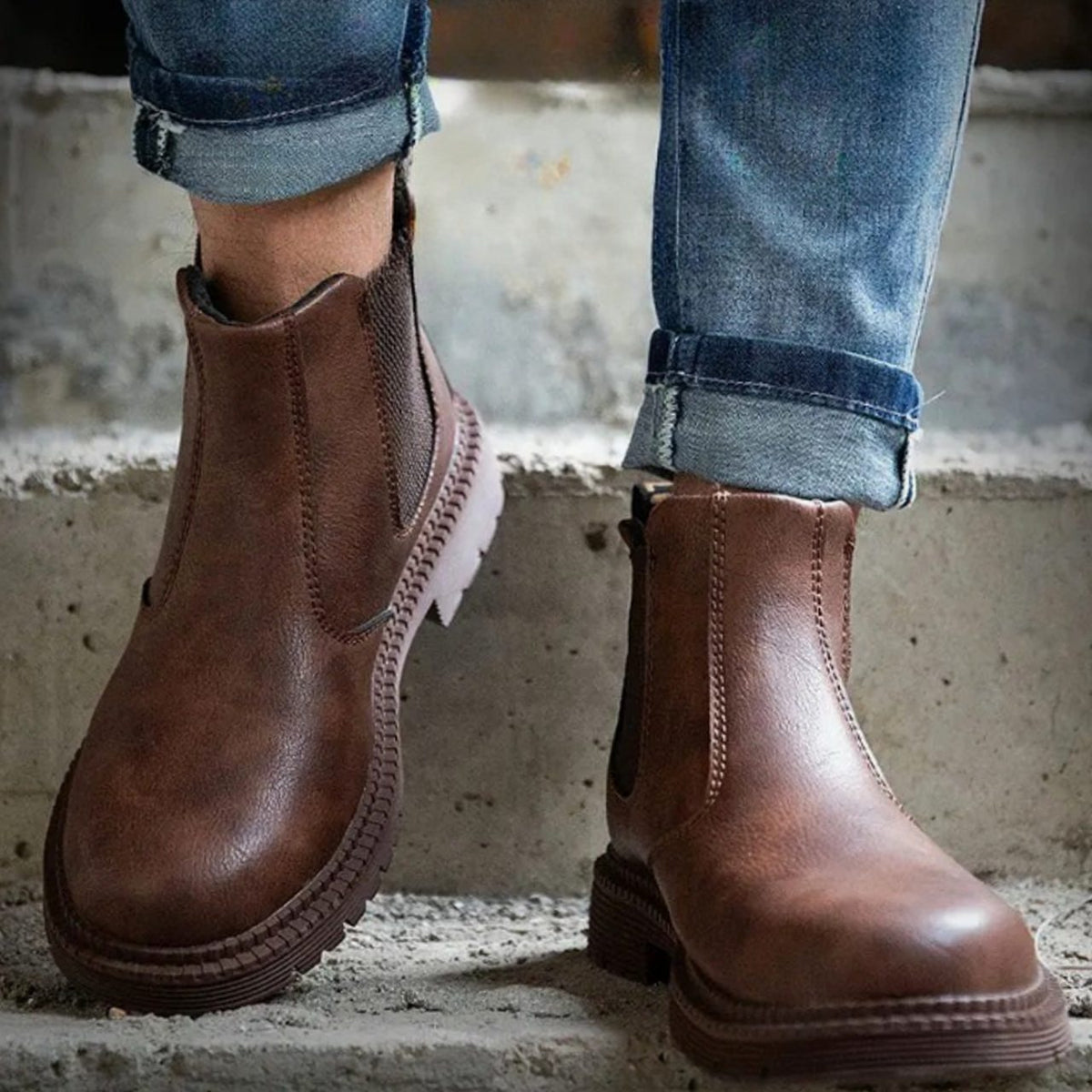 Men's Steel Toe Chelsea Work Boots Slip-On Leather