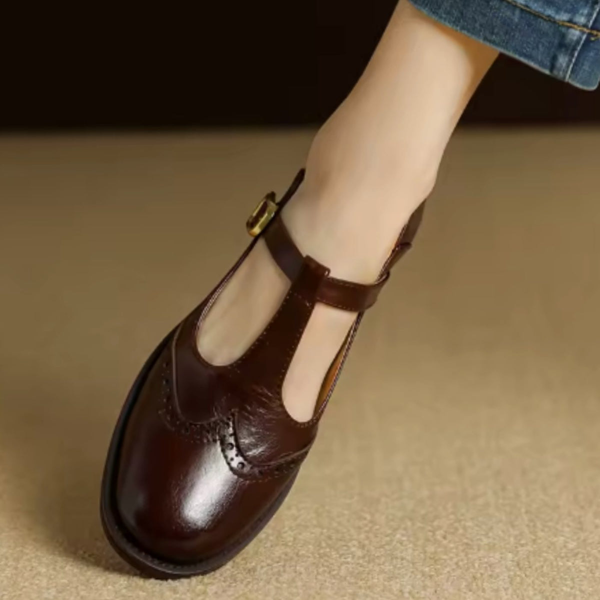 Women's Brogue T-Bar Buckle Low-Heel Mary Jane Shoes