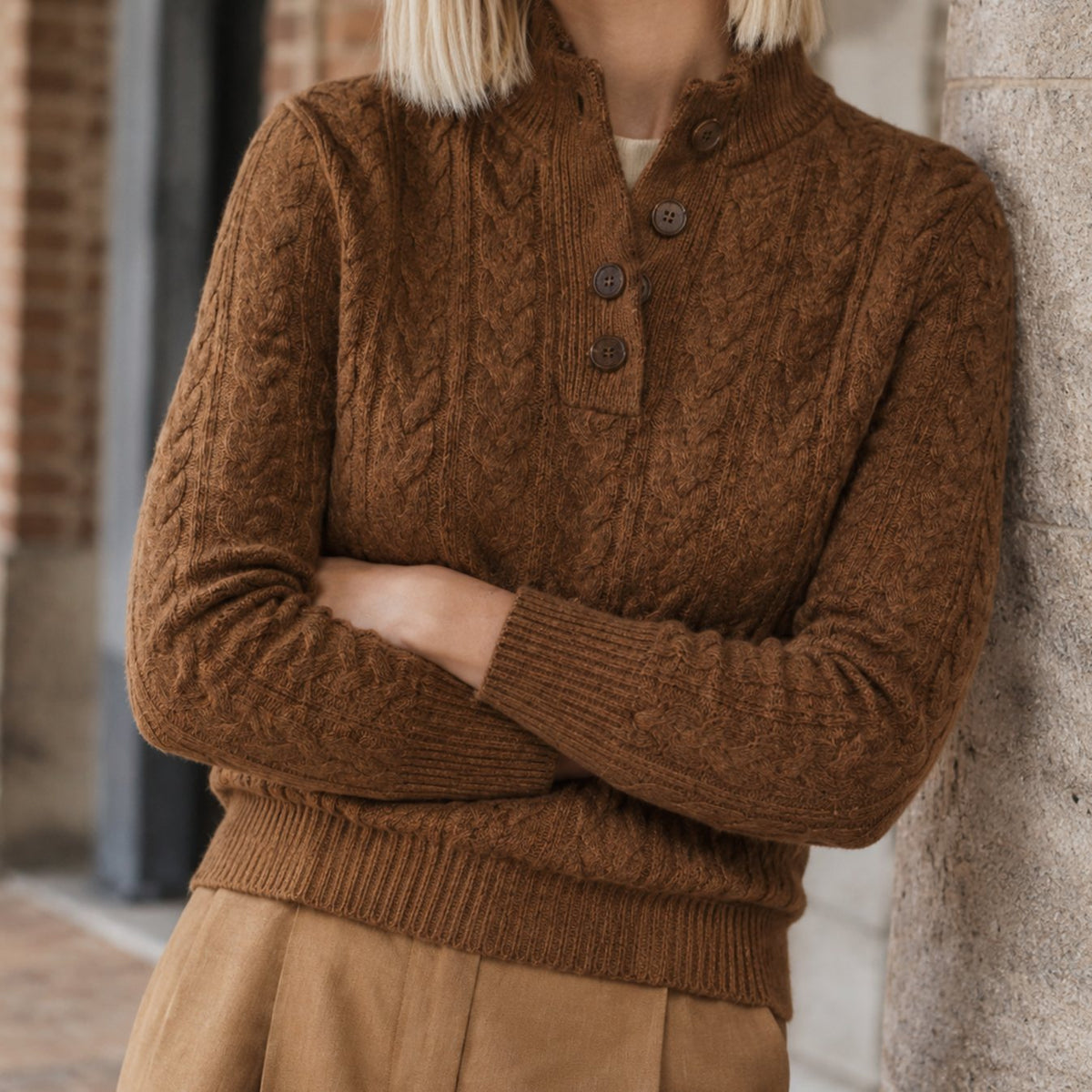 Women's Cable-Knit Cashmere Blend Buttoned Slim Jumper - Brown