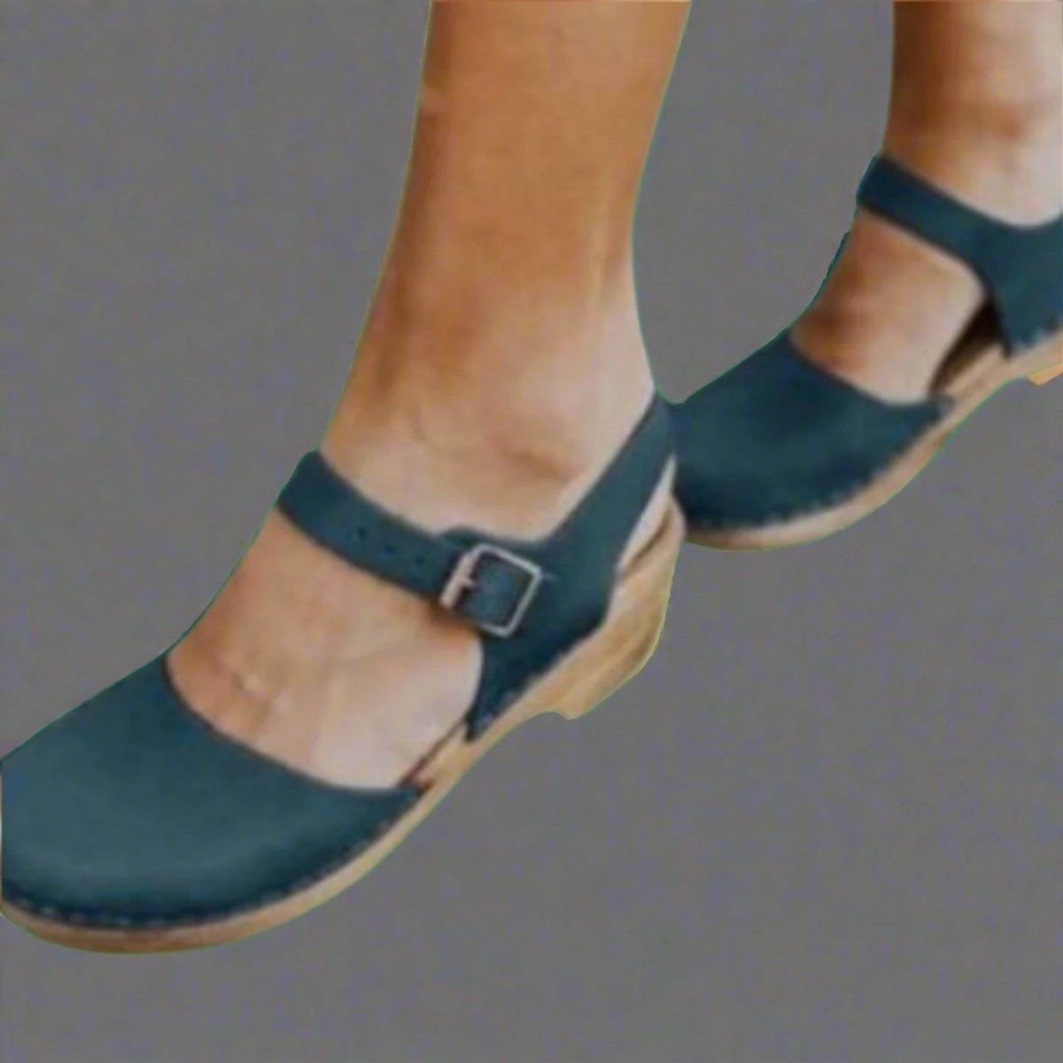 Women's Comfortable Sandals Closed-Toe Leather Ankle-Strap Platform Clogs - Blue