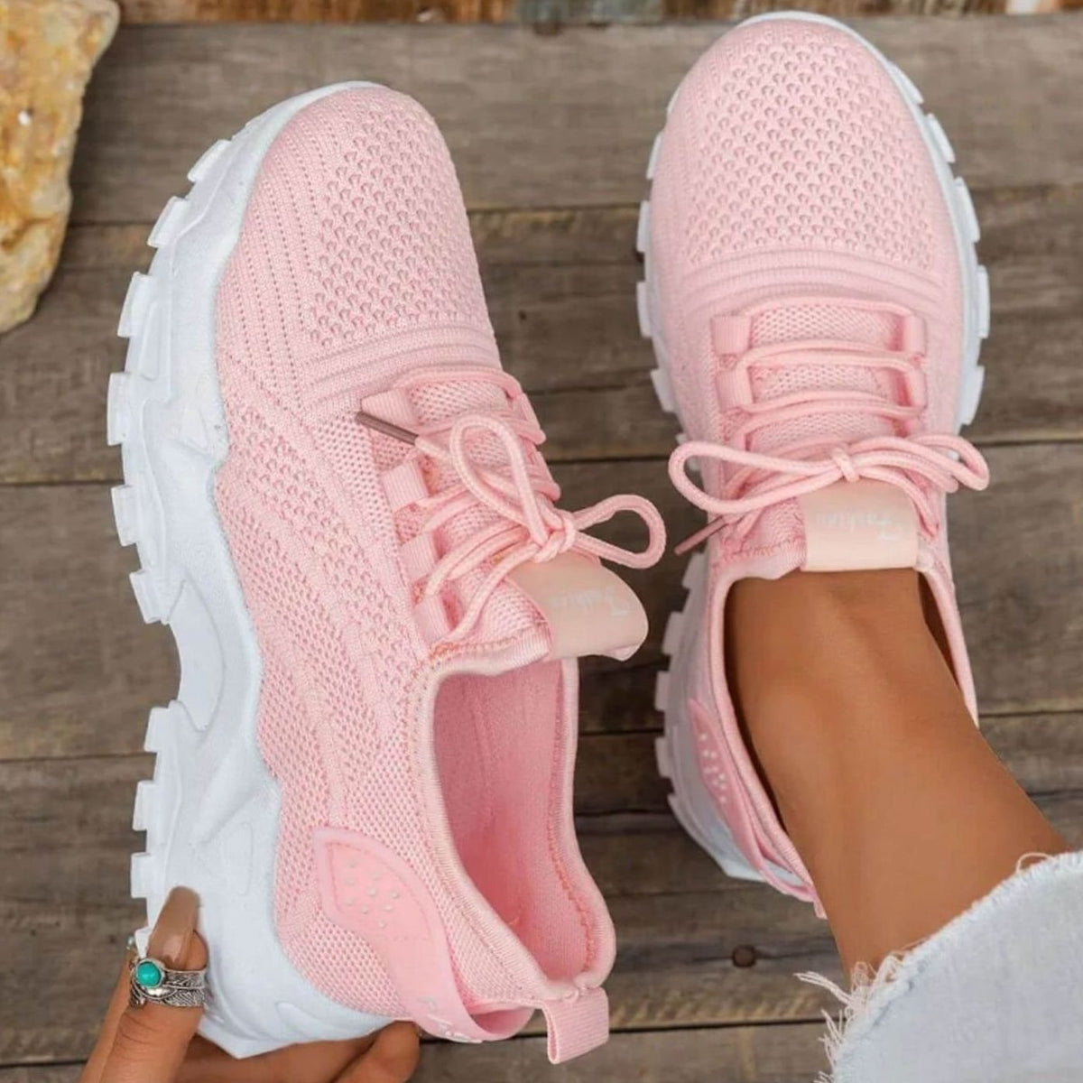 Women's Cushioned Walking Trainers Breathable Knit Lace-Up Trainers - Pink