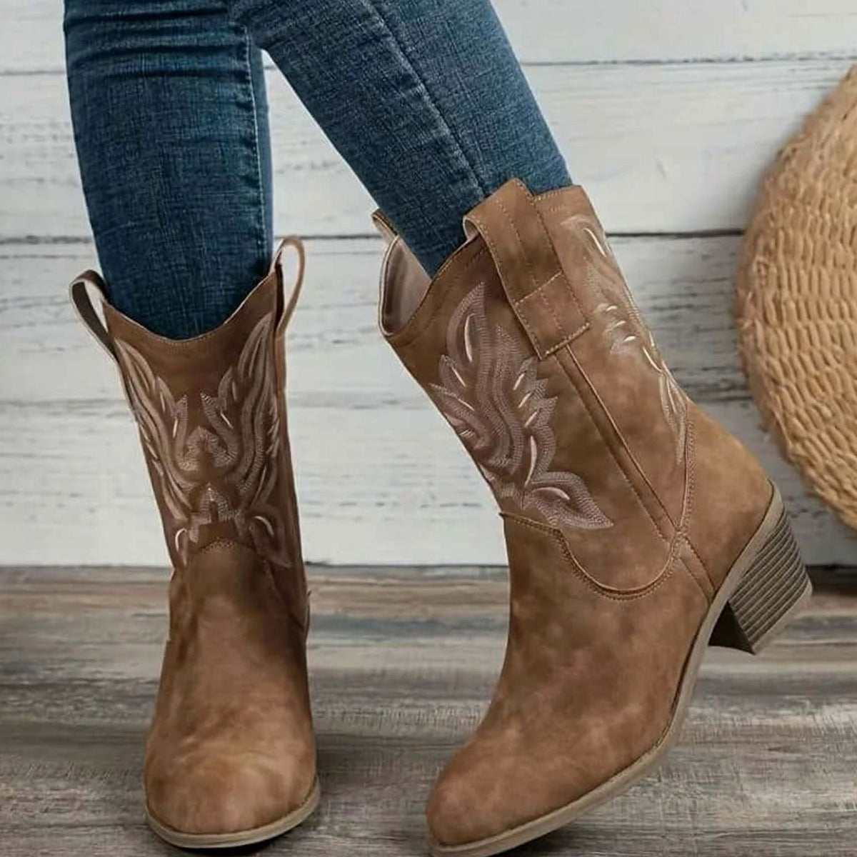 Women's Embroidered Cowboy Boots Mid-Calf Western Block Heel - Caramel