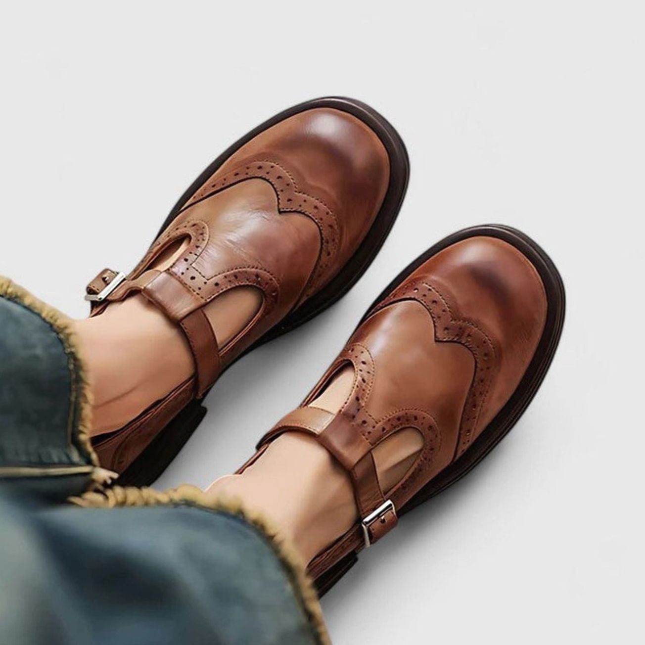Women's Leather Brogue T-Strap Shoes Buckle Flat - Brown