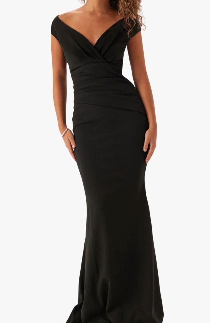 Women's Off-Shoulder Pleated Sculpted Maxi Party Dress