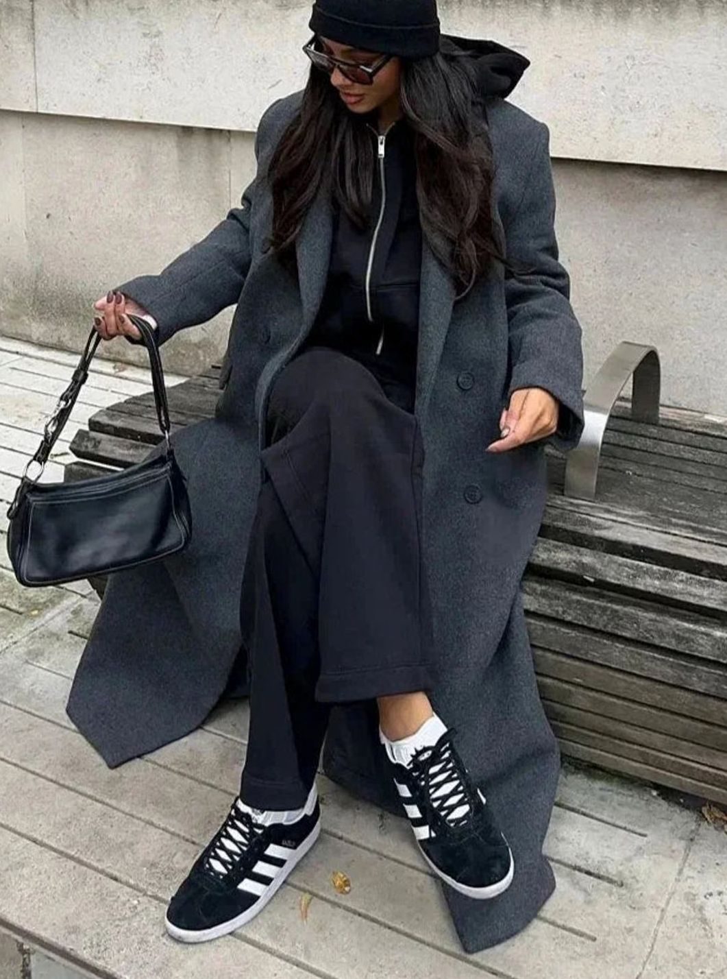 Women's Oversized Long Wool Coat Double-Breasted Winter Overcoat