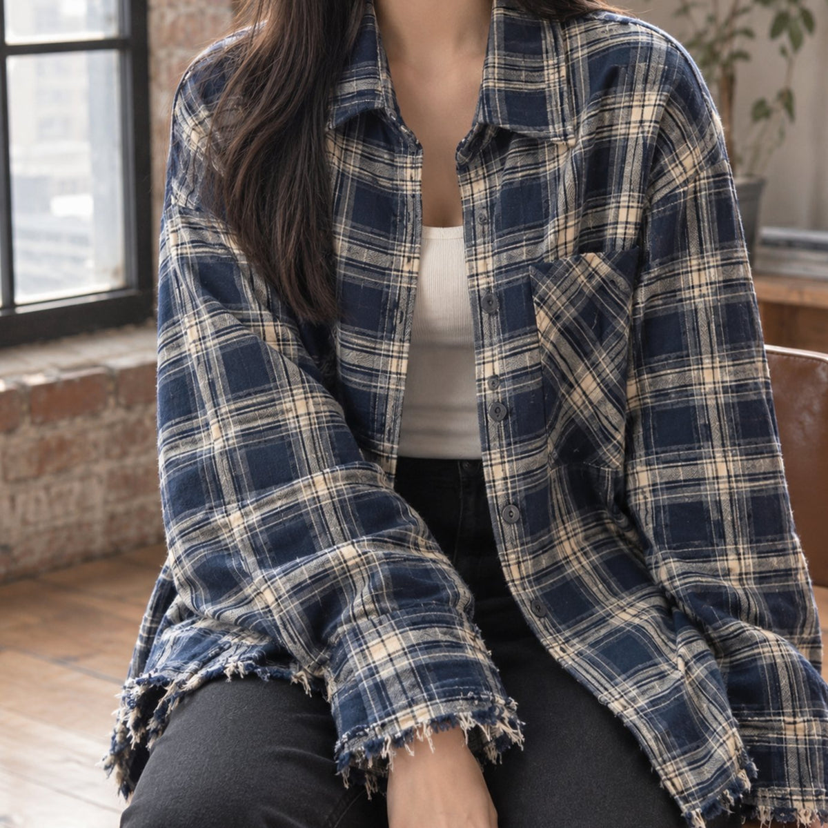 Women's Oversized Plaid Flannel Button-Front Overshirt - Navy Blue Plaid