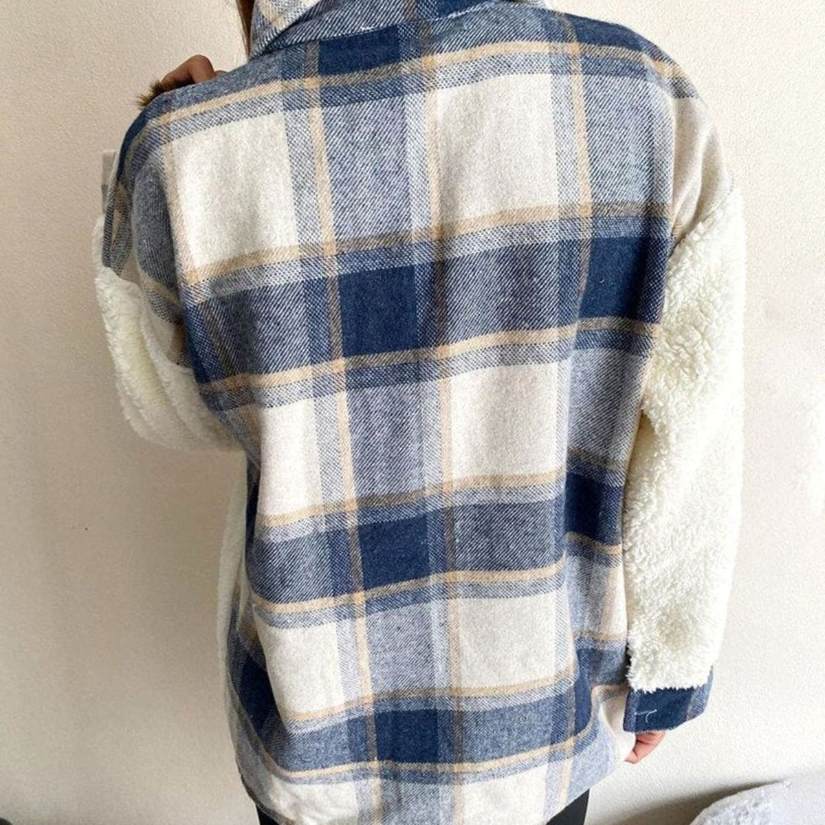 Women's Plaid Fleece-Lined Button-Up Shacket