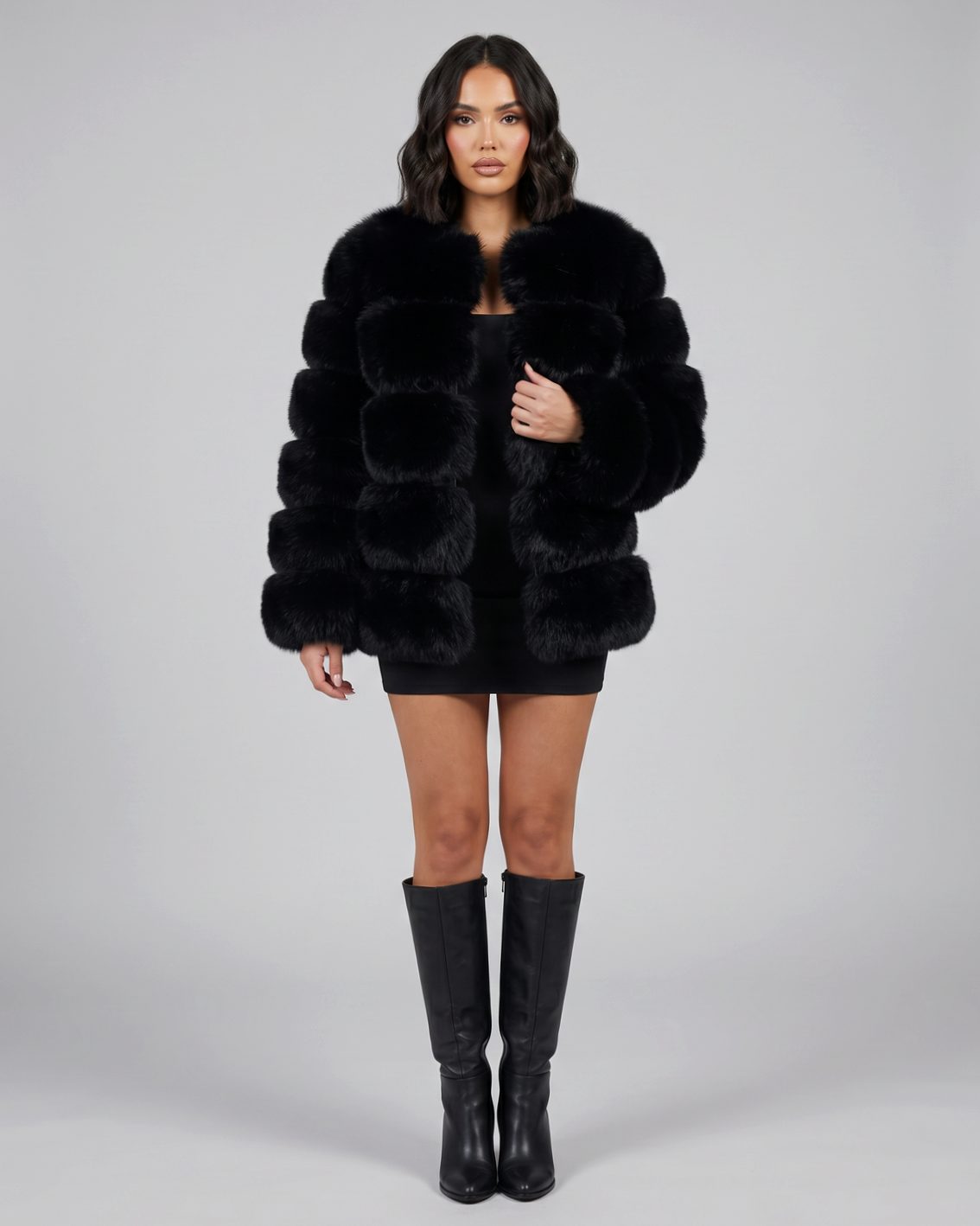 Women's Plush Faux Fur Cropped Statement Jacket