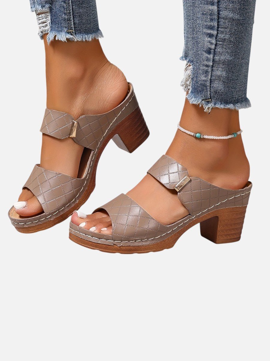 Women's Quilted Faux Leather Block Heel Mule Sandals - Khaki