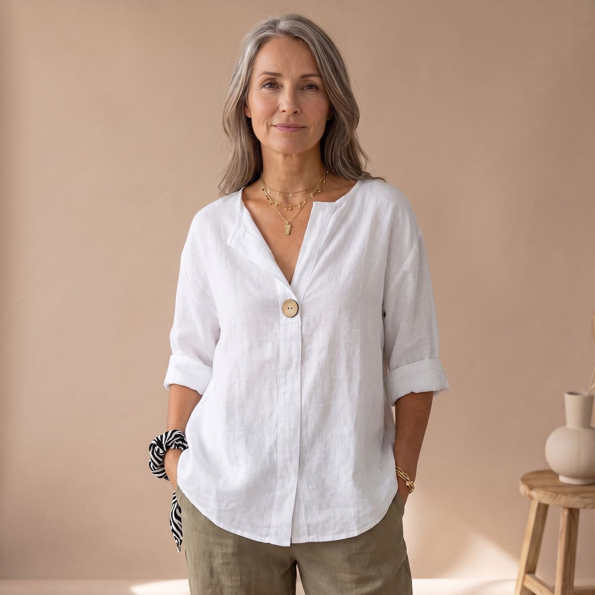 Women's Relaxed V-Neck Cotton-Linen Blouse - White