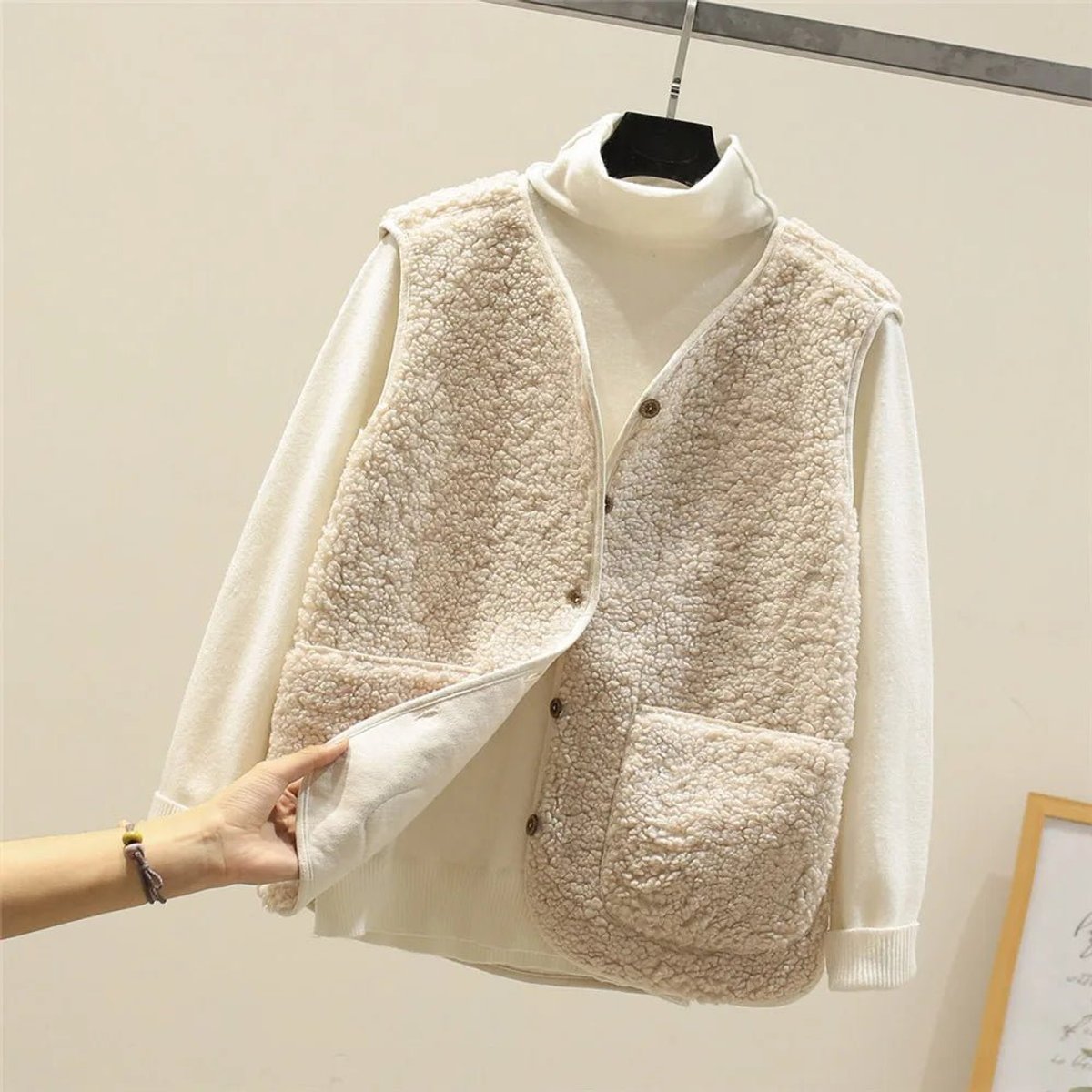 Women's Sherpa Fleece Button-Up Puffer Vest Sleeveless Gilet - Beige