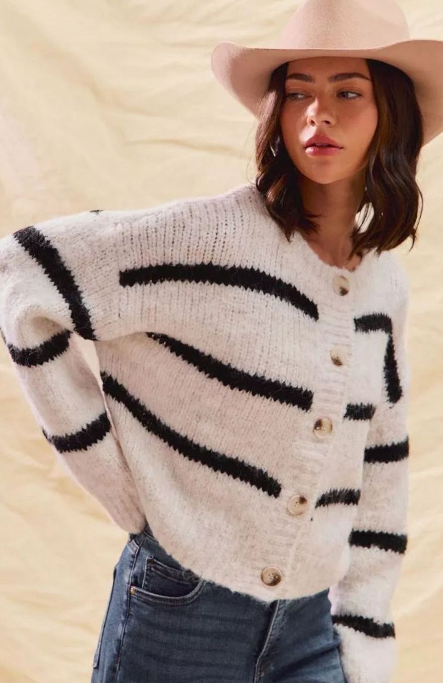 Women's Striped Button-Down Winter Cardigan Relaxed Crew Neck