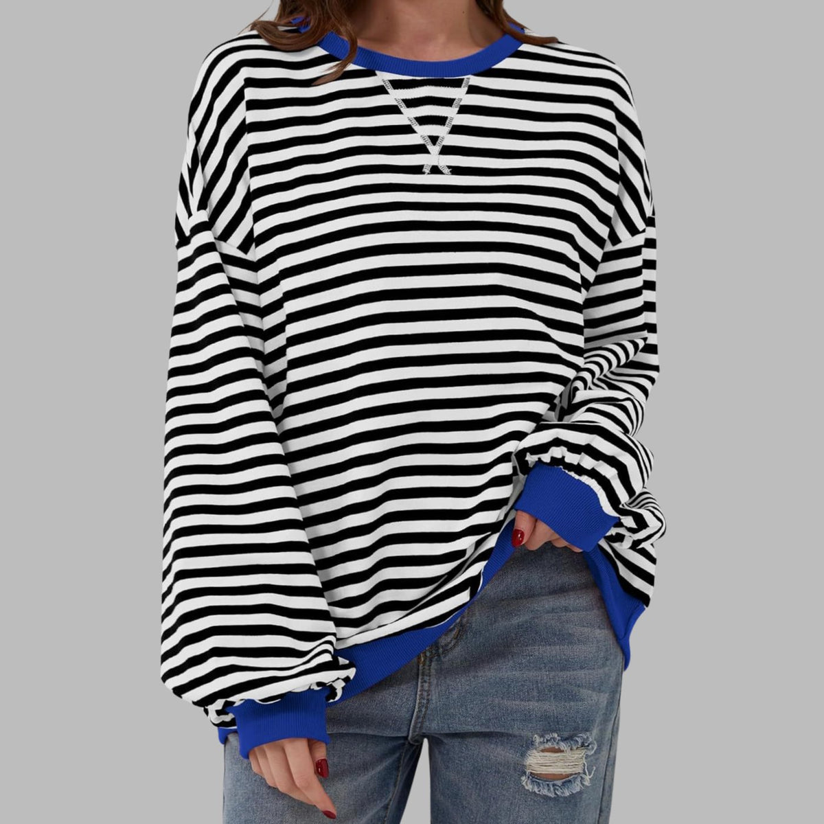 Women's Striped Oversized Crew Neck Long-Sleeve Sweatshirt - Black