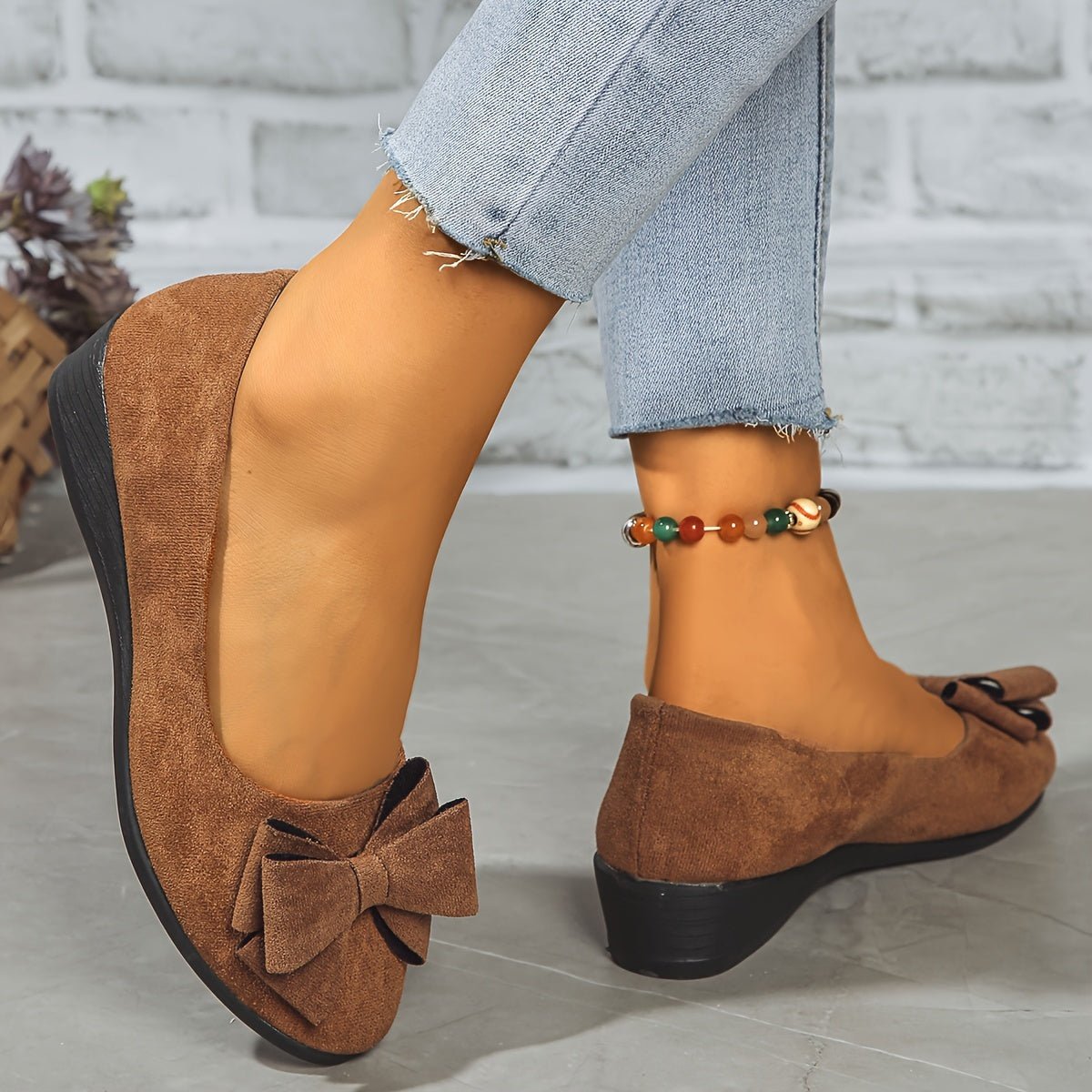 Women's Suede-Effect Bow-Detail Cushioned Slip-On Ballet Flats