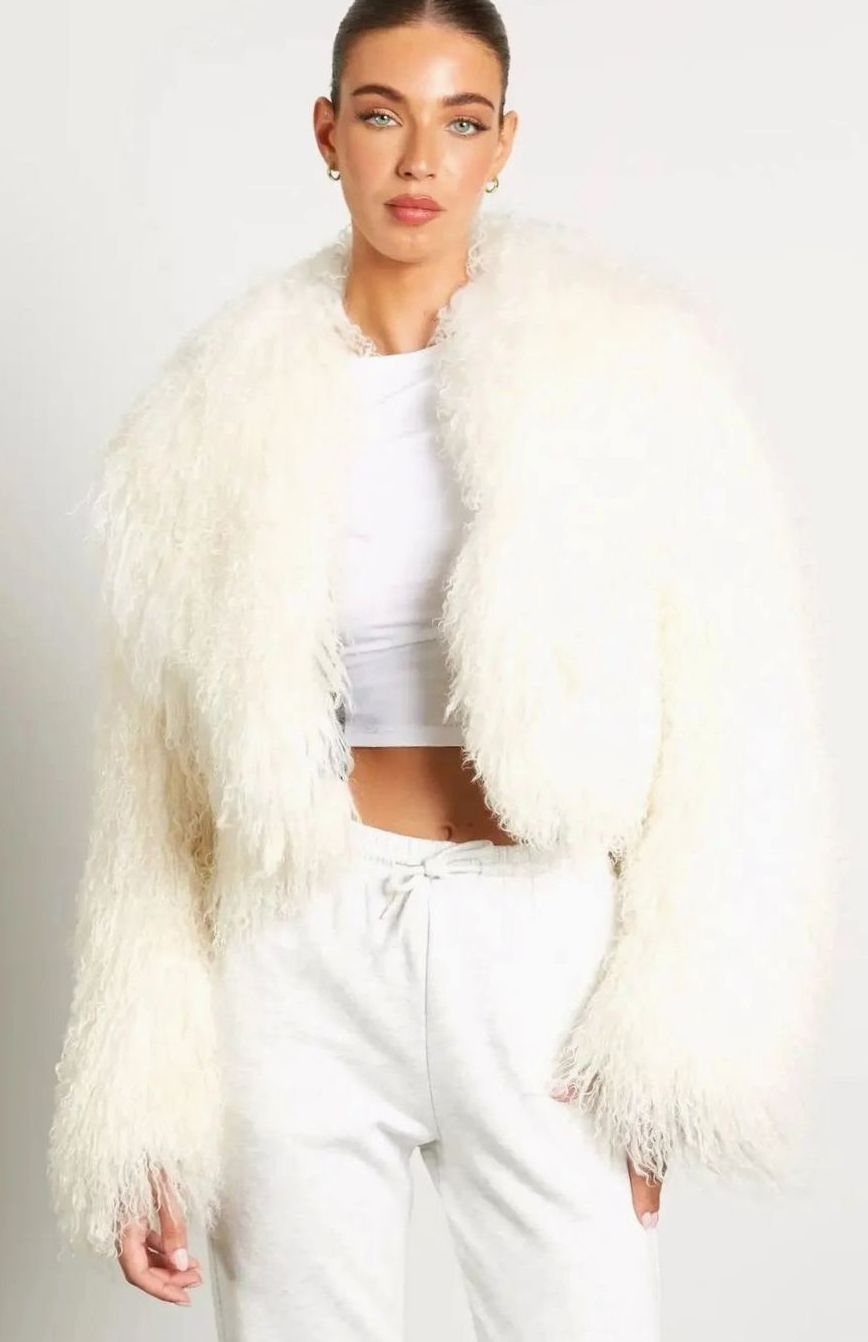Women's Teddy-Style Faux Fur Long-Sleeve Cropped Coat