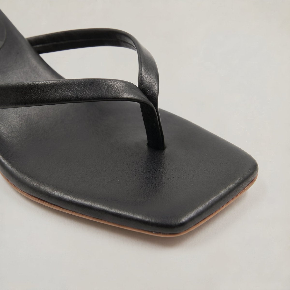Women's Thong Slip-On Kitten Heel Sandals Square Toe