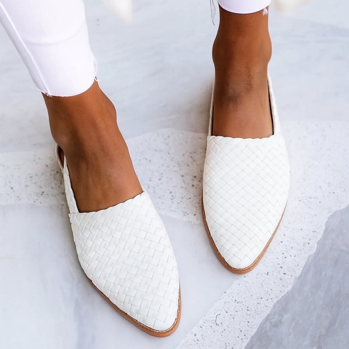 Women's Woven Leather Pointed Toe Slingback Comfortable Sandals - White