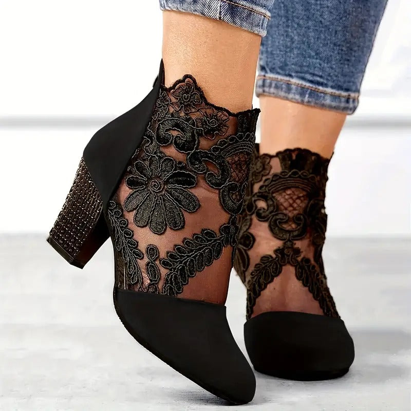 Women's Heeled Dress Pumps
