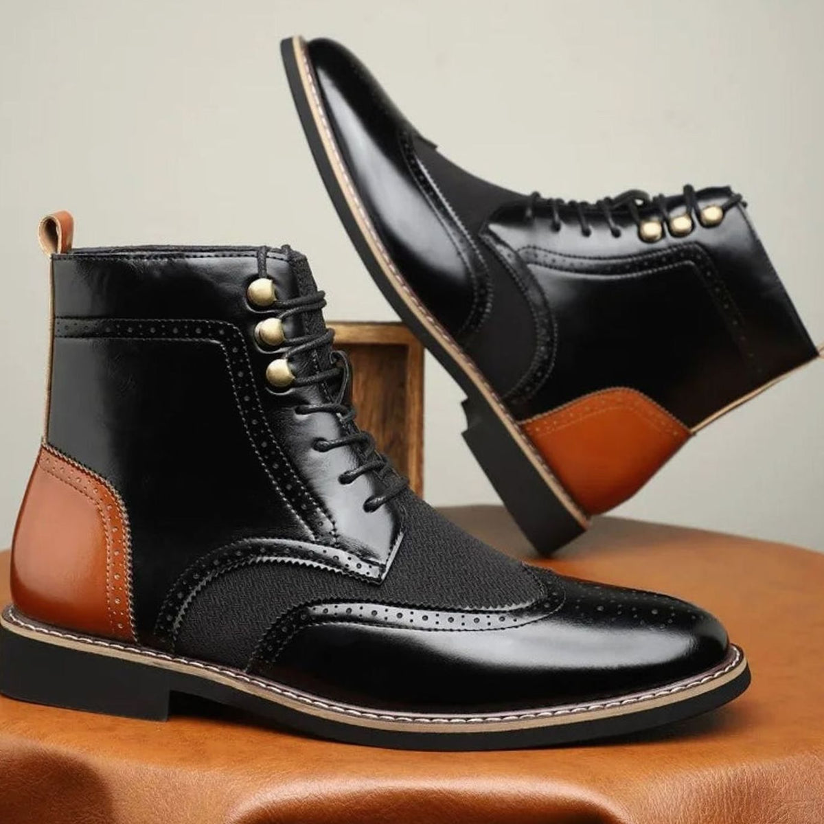 Men's Brogue Leather Boots Lace-Up Wingtip Ankle Boots - Black