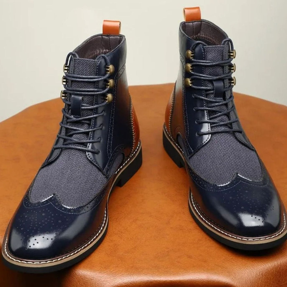 Men's Brogue Leather Boots Lace-Up Wingtip Ankle Boots