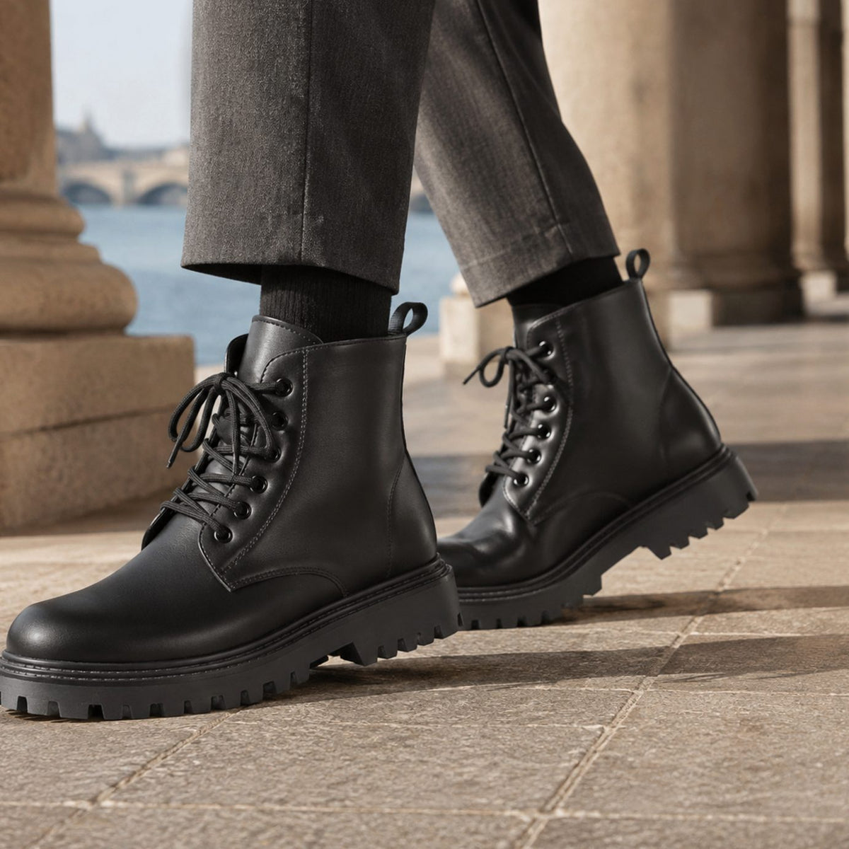 Men's Chunky Lug-Sole Lace-Up Combat Boots - Black