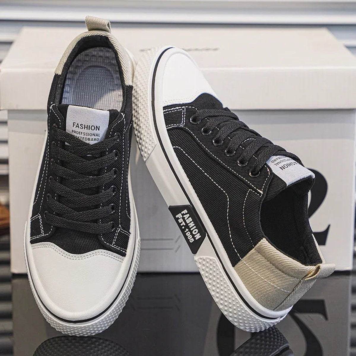 Men's Lace-Up Colour-Block Canvas Low-Top Trainers - Black
