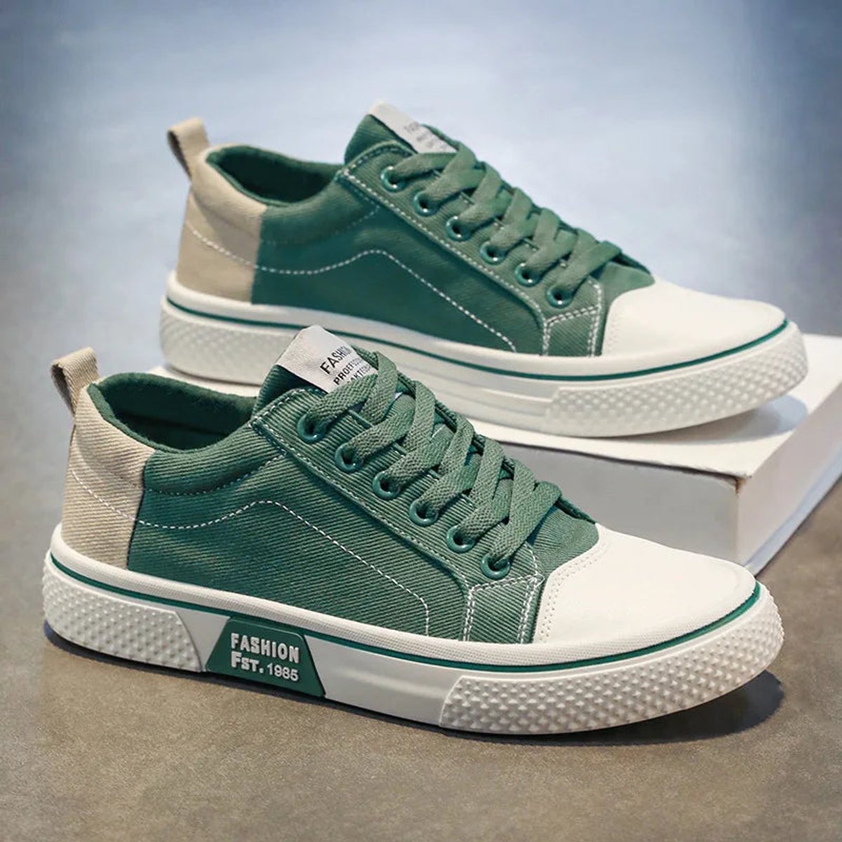 Men's Lace-Up Colour-Block Canvas Low-Top Trainers