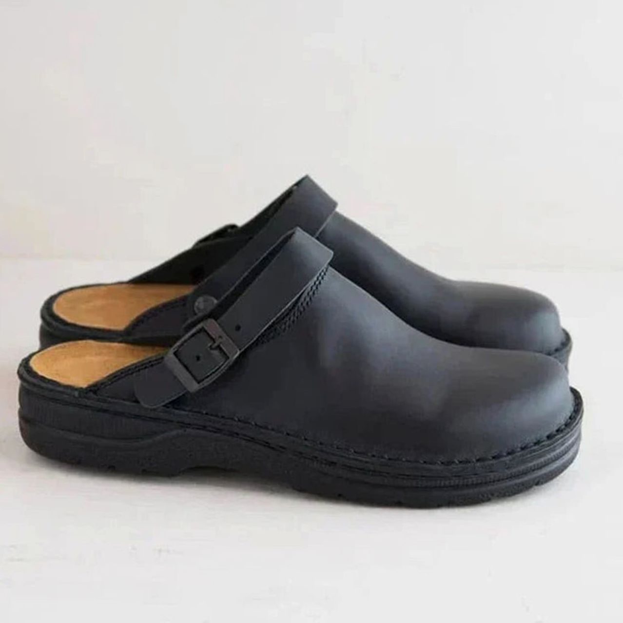 Men's Orthopaedic Leather Buckle Slip-On Clogs - Black