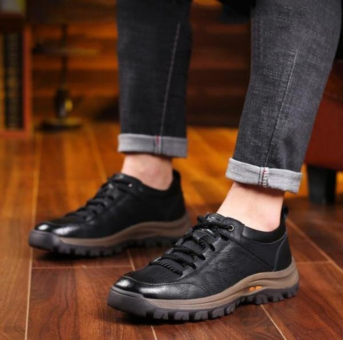 Men's Orthopedic Slip-Resistant Lace-Up Leather Walking Shoes