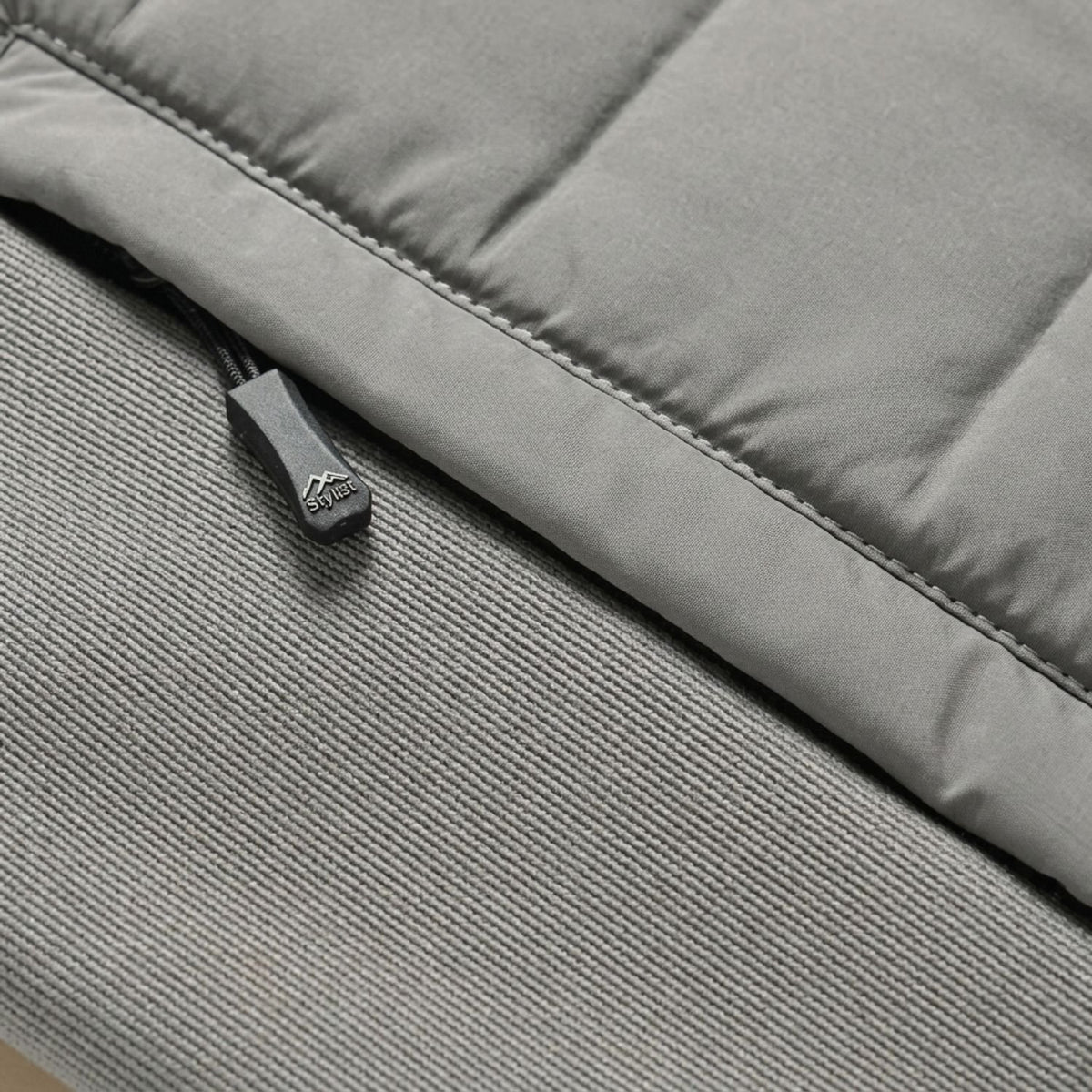 Men's Quilted High-Neck Zip-Through Puffer Jacket