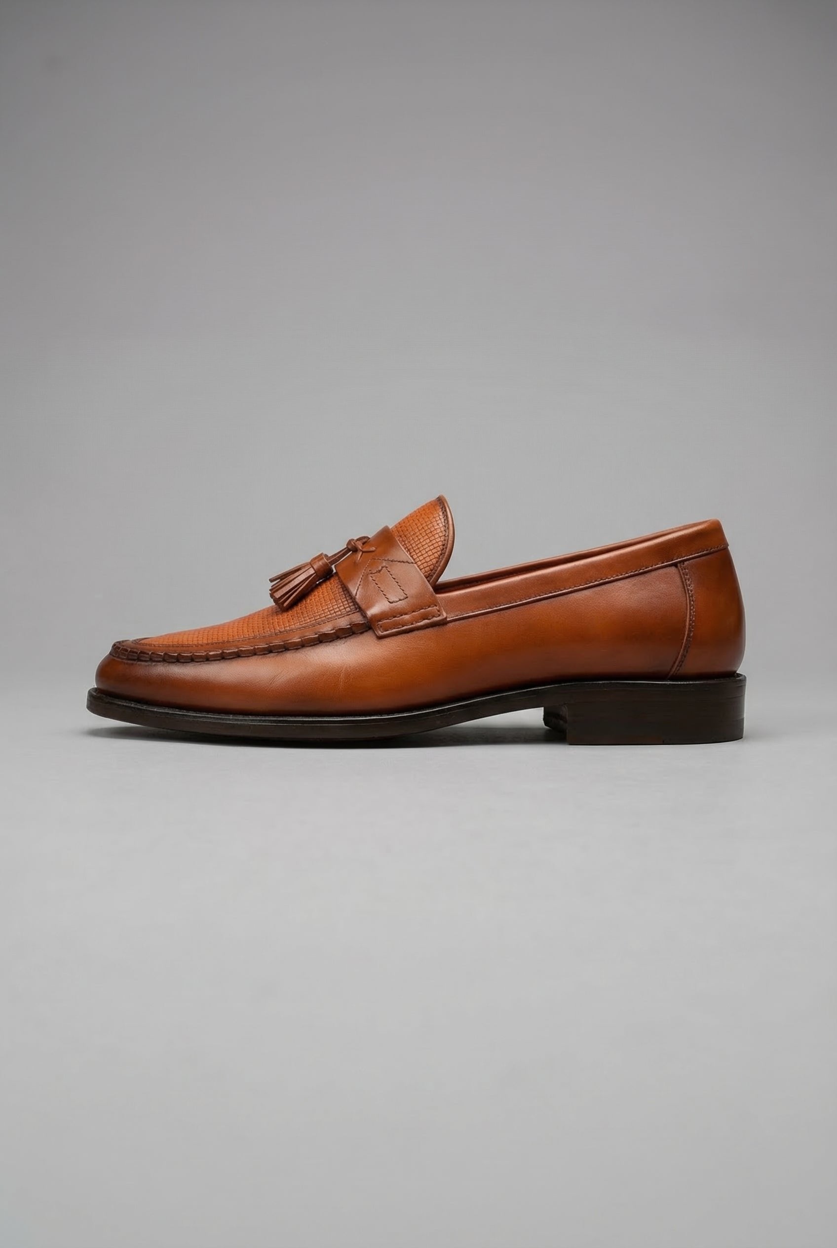 Men's Woven Leather Tassel Slip-On Loafers