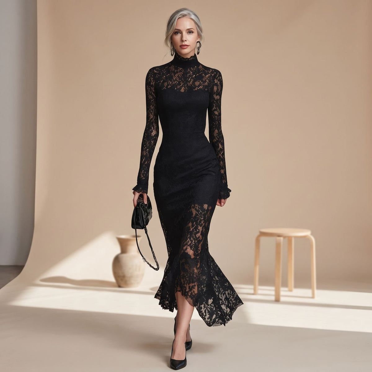 Women's Black Lace Long-Sleeve Fishtail Maxi Dress - Black