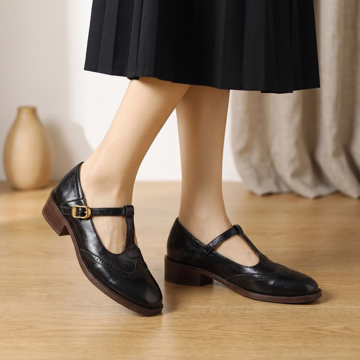 Women's Brogue T-Bar Mary Jane Shoes Low Block Heel - Black