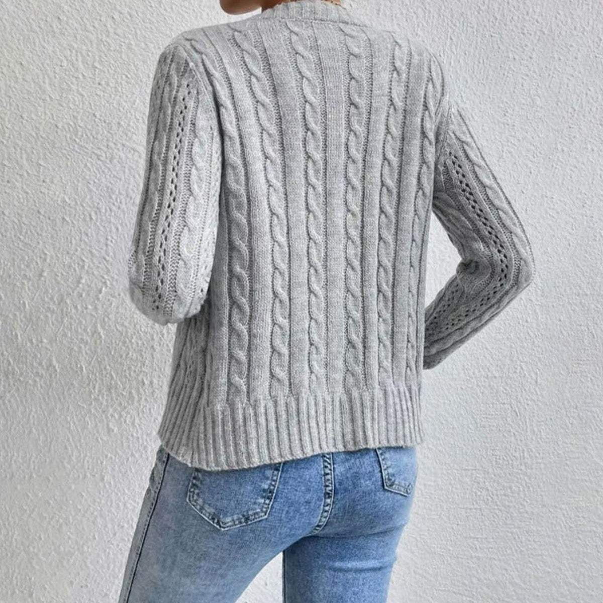 Women's Cable Knit Button-Front Cropped Cardigan
