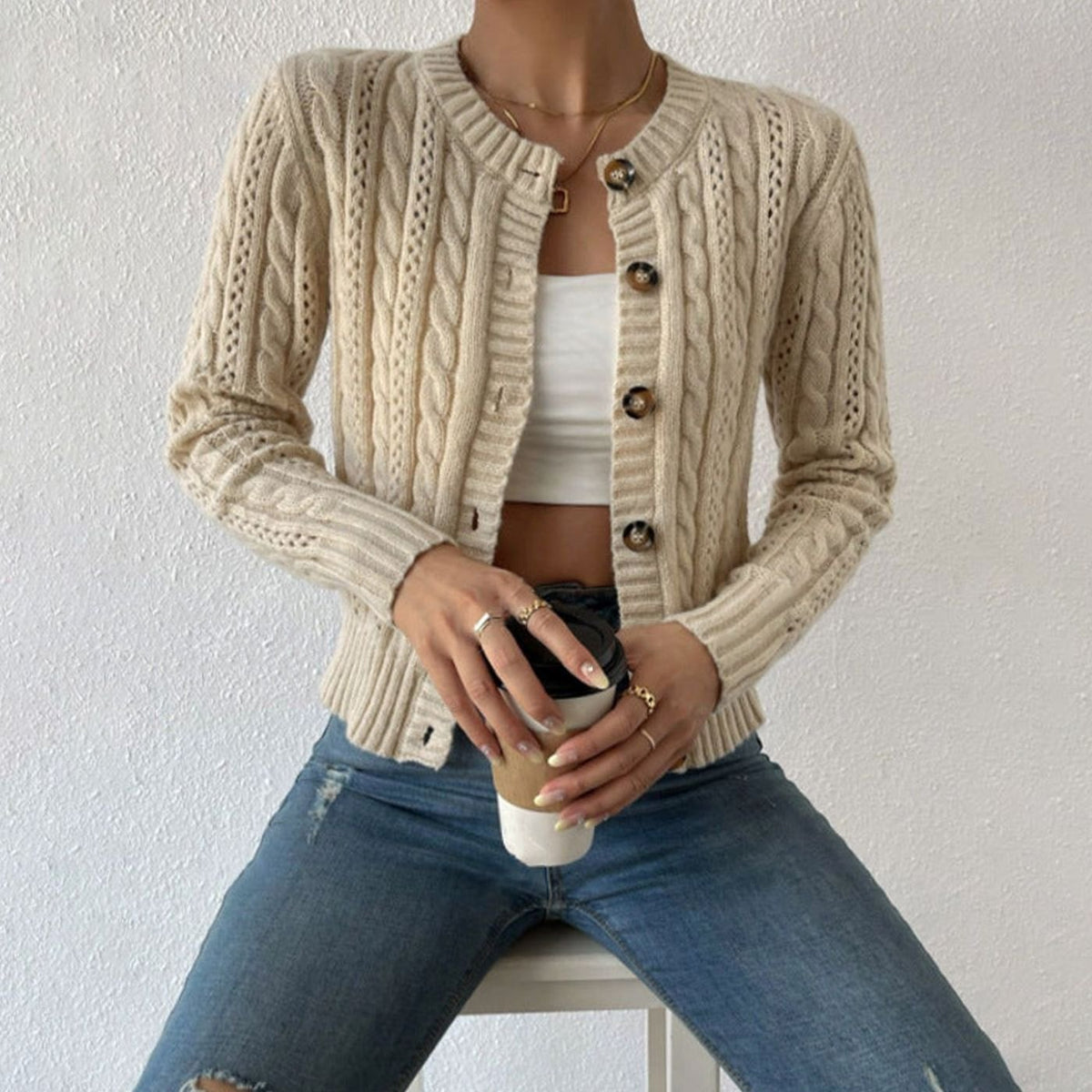 Women's Cable Knit Button-Front Cropped Cardigan - Apricot