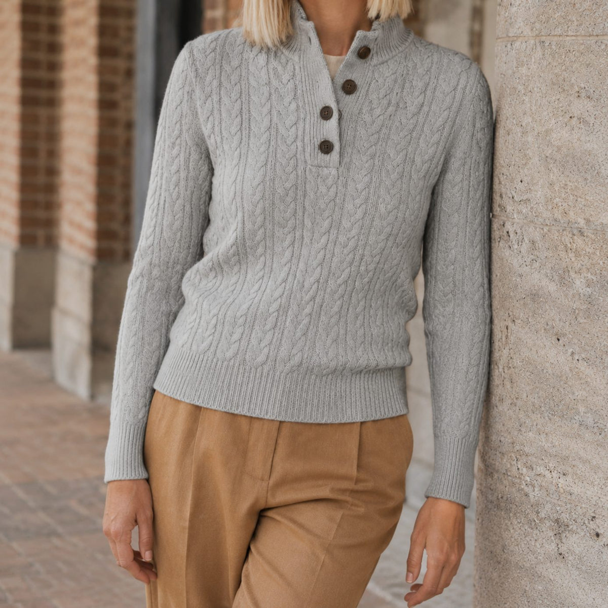 Women's Cable-Knit Cashmere Blend Buttoned Slim Jumper - Grey