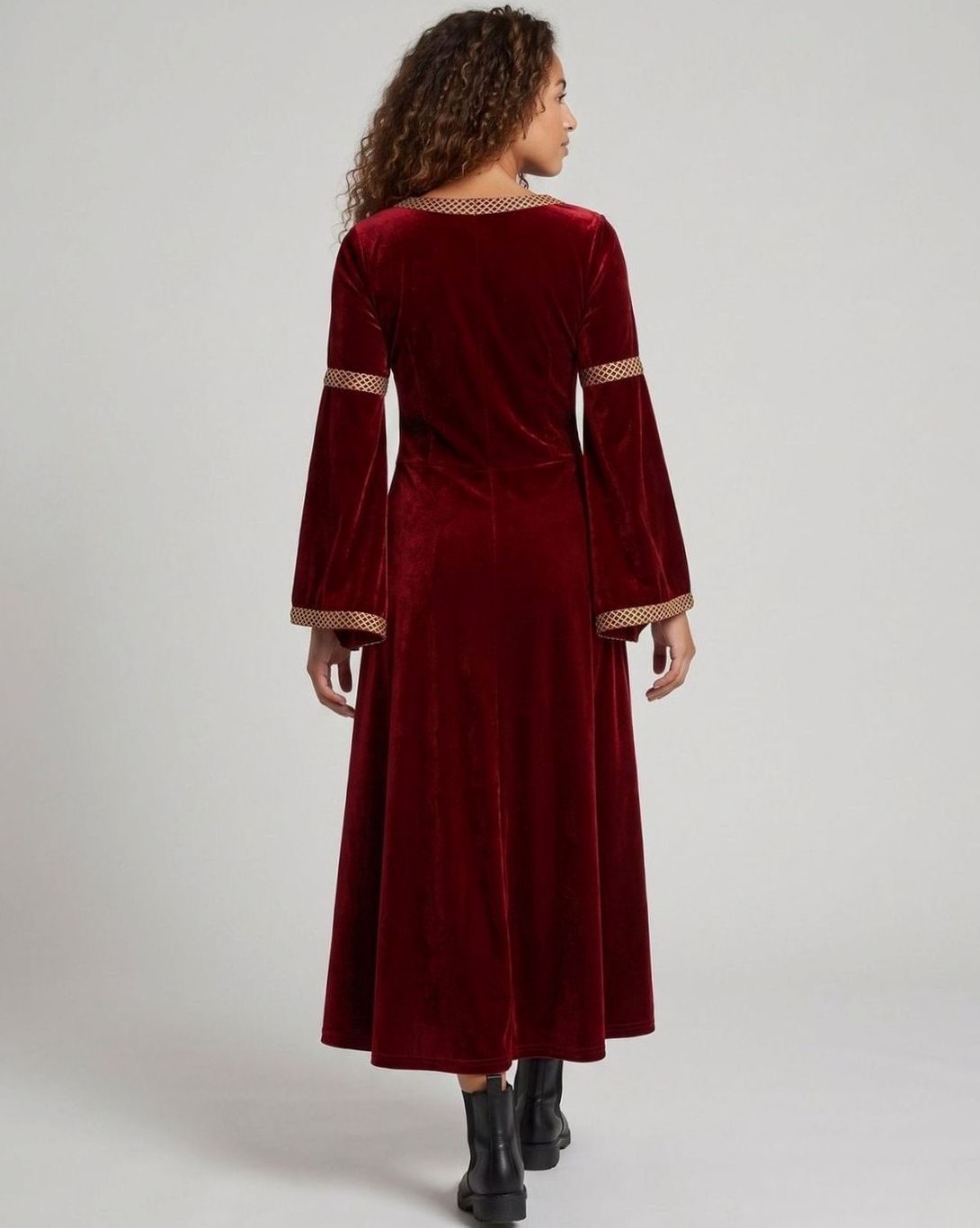 Women's Defined-Waist Velvet Maxi Dress Flowing Bell Sleeves