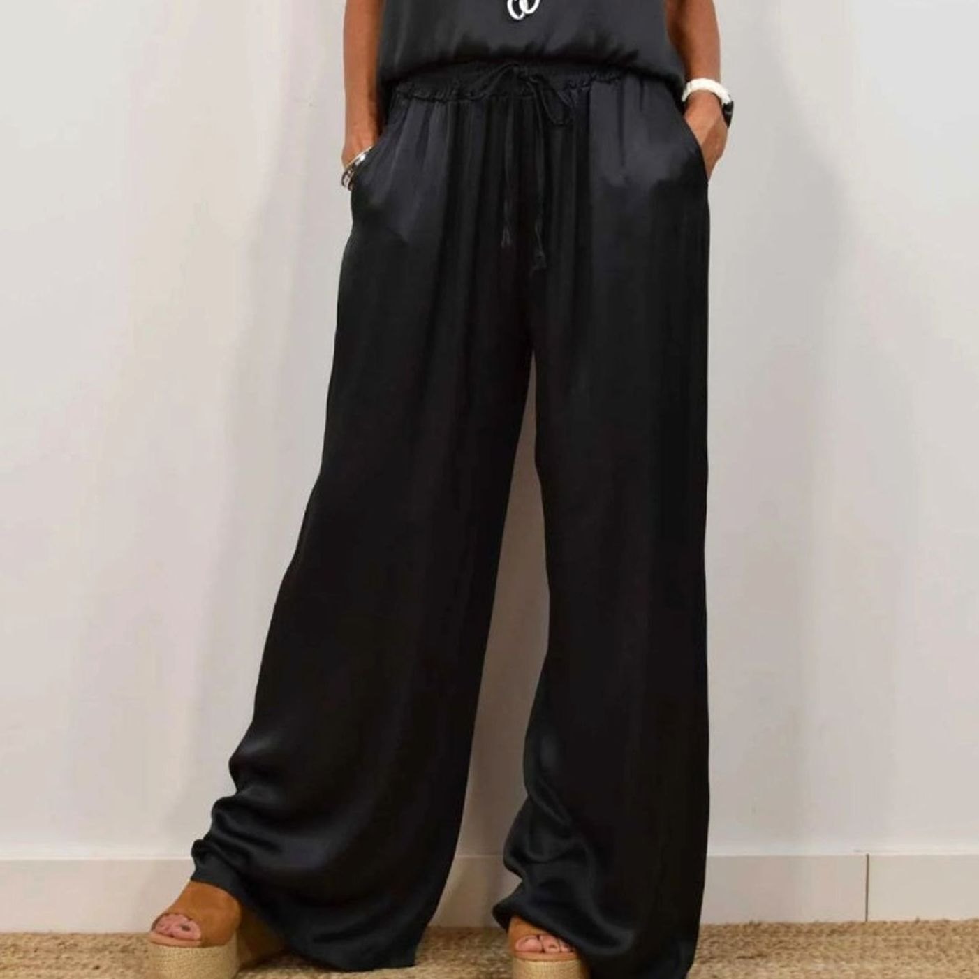 Women's Elegant Two-Piece Sets Satin Wide-Leg Trousers Cap-Sleeve Top Co-Ord