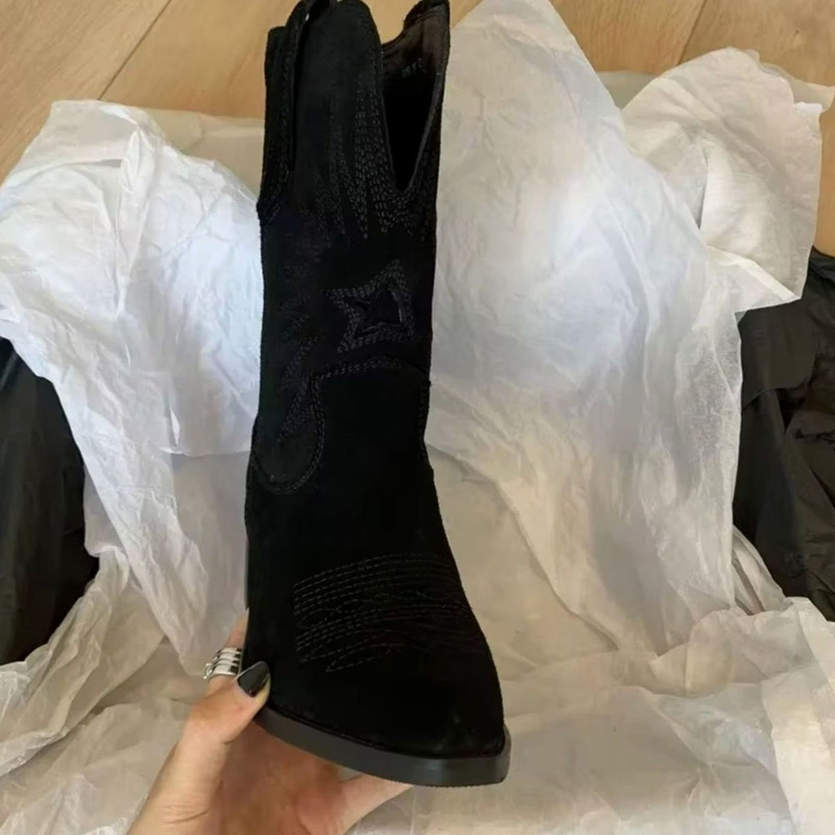 Women's Embroidered Suede Pointed-Toe Cowboy Boots