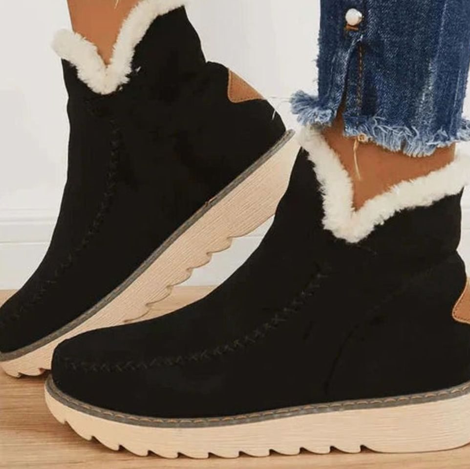 Women's Faux-Fur Lined Warm Slip-On Ankle Boots - Black