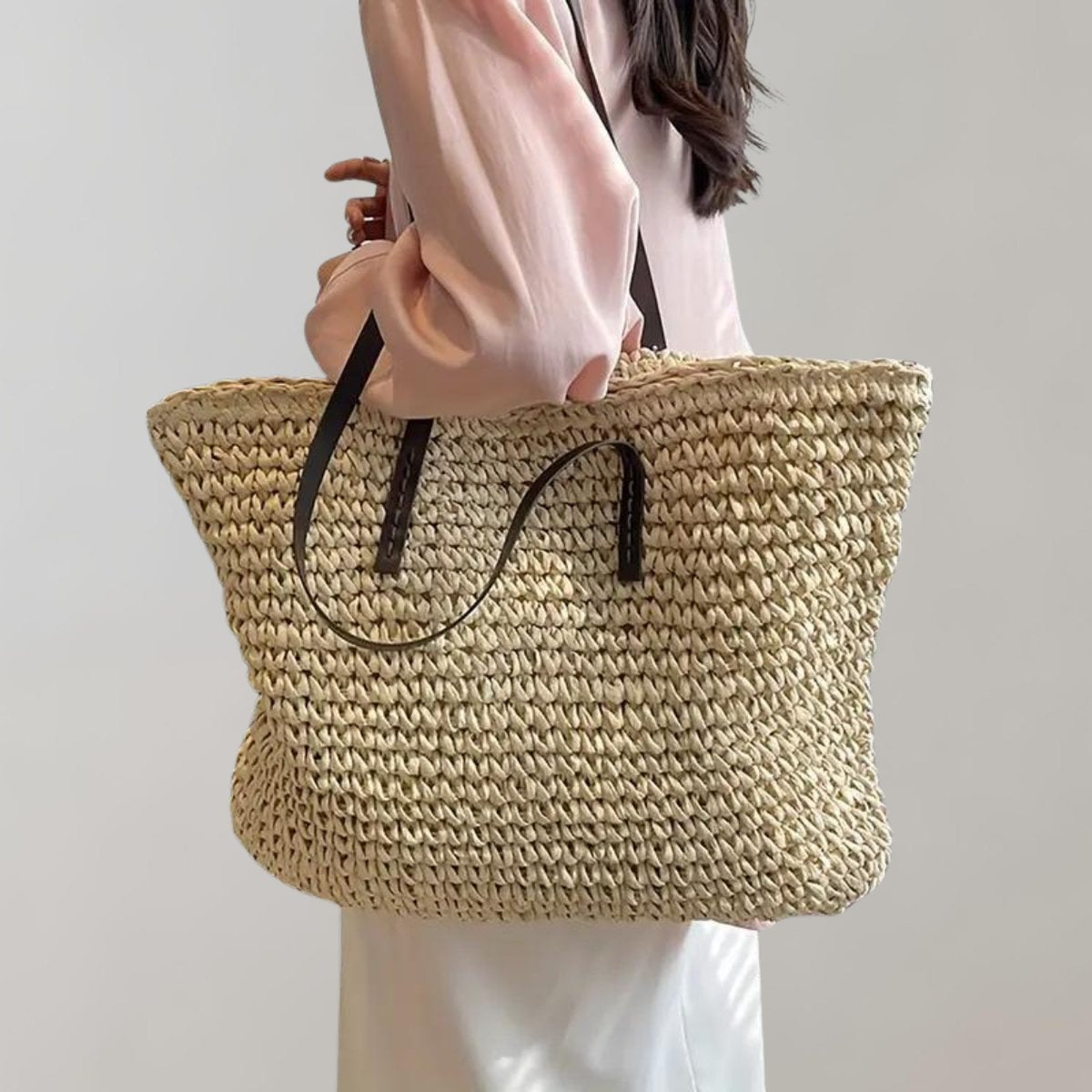 Women's Large Woven Raffia Bohemian Shoulder Tote Bag - Beige