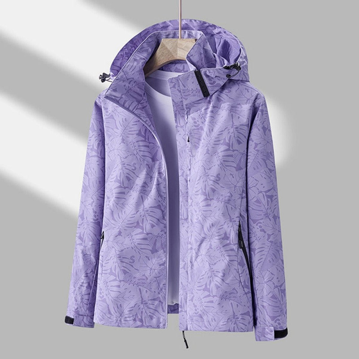 Women's Lightweight Waterproof Windproof Hooded Jacket