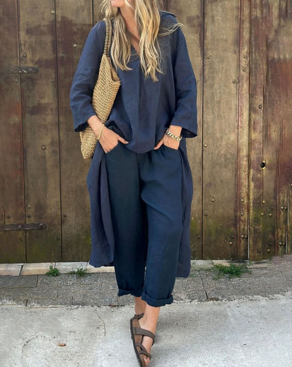 Women's Linen Two-Piece Set Relaxed V-Neck Top Cropped Trousers Co Ord - Navy Blue