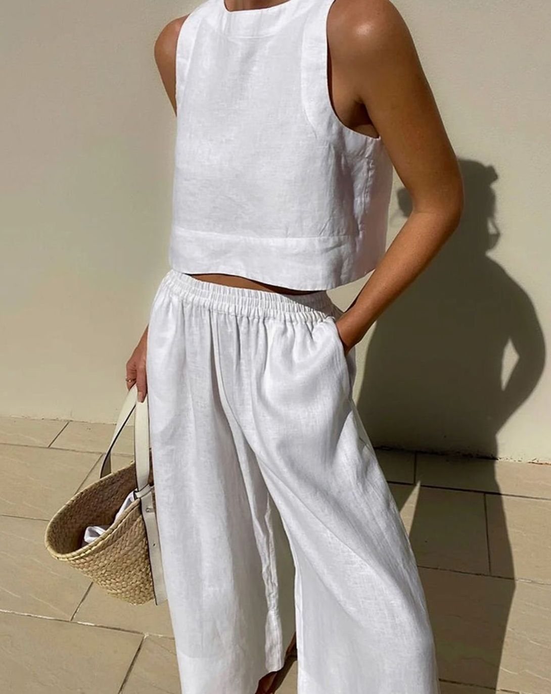 Women's Linen Two-Piece Set Sleeveless Crop Top Wide-Leg Trousers - White
